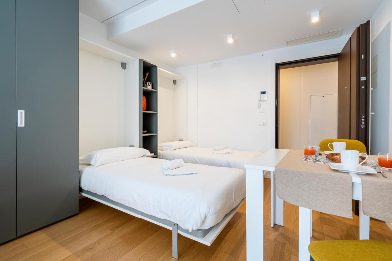 Twelve12 - Universita & Stazione Aparment Bari Eksteriør billede